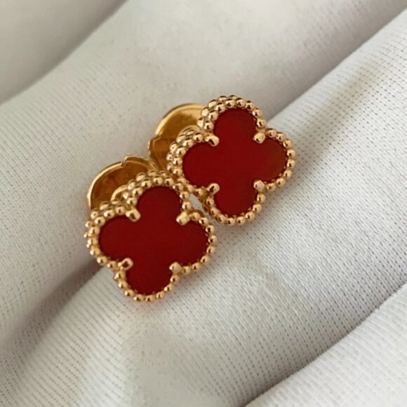 Van Cleef & Arpels 18k red stud earrings - Picture 4 of 5
